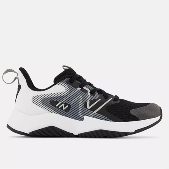 New Balance Other - NIB New Balance Rave Run v2 Kids Sz 5